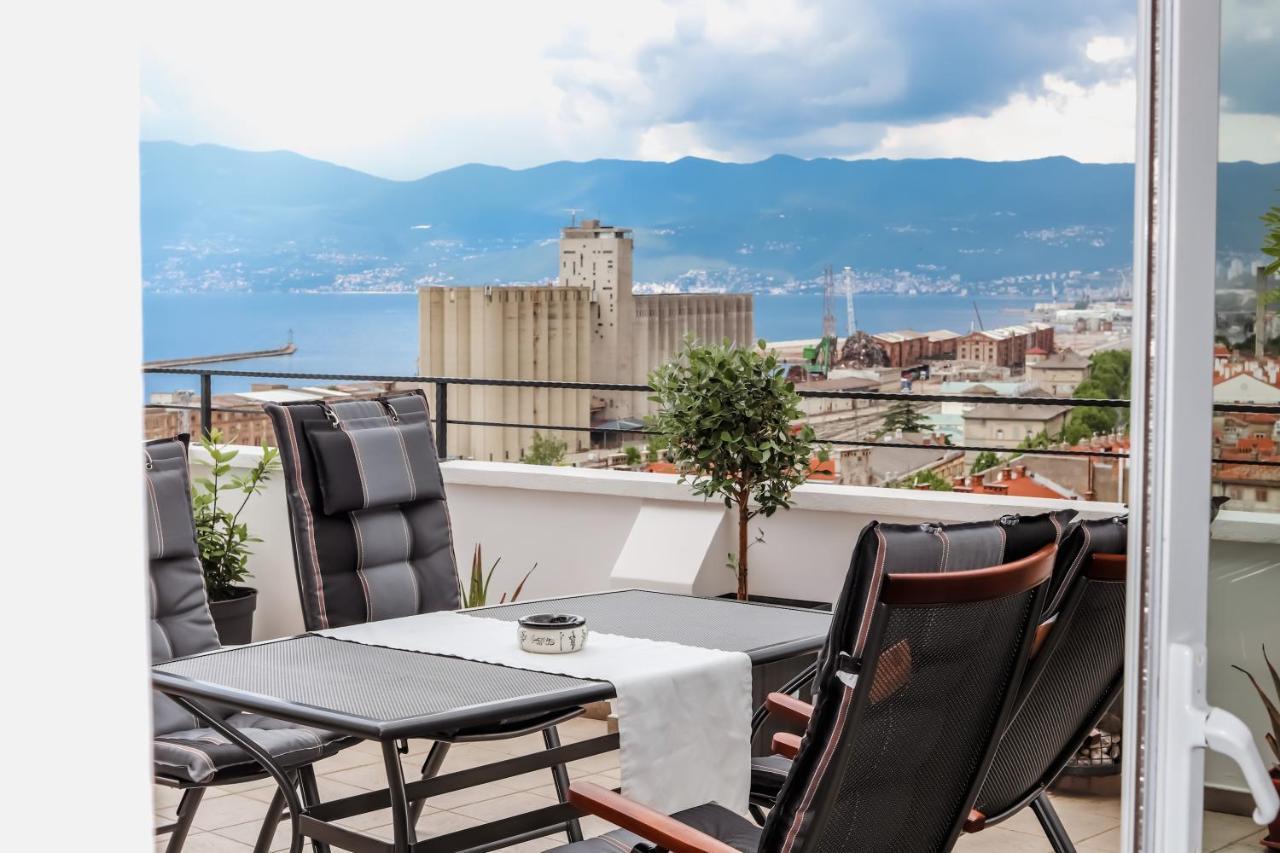105M2 Penthouse Sea View Rijeka With Free Garage Parking公寓 外观 照片